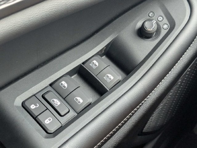 2026 Jeep Grand Cherokee Laredo X