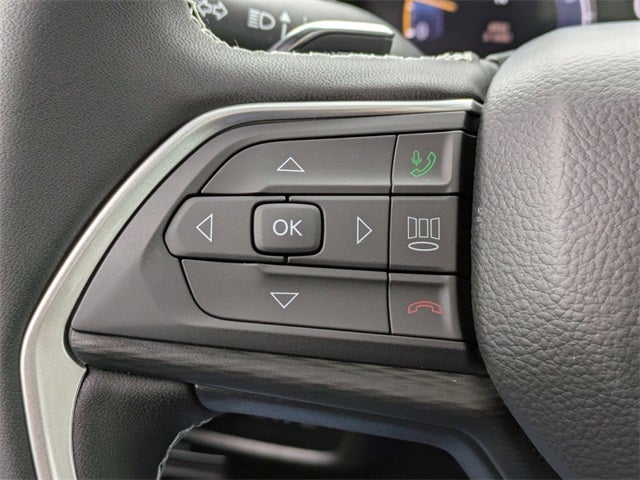 2025 Jeep Grand Cherokee Base