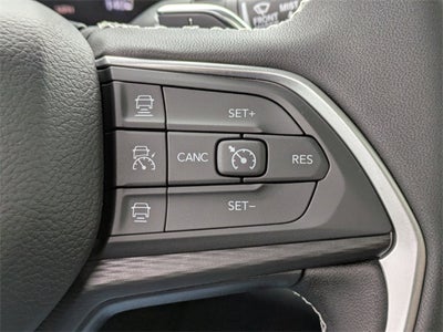 2025 Jeep Grand Cherokee Base