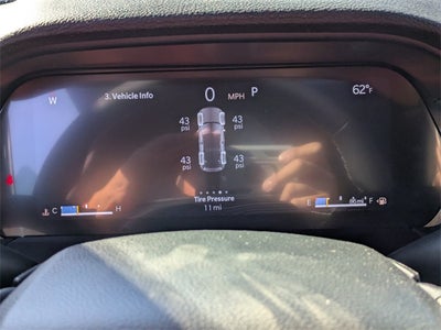 2025 Jeep Grand Cherokee Base