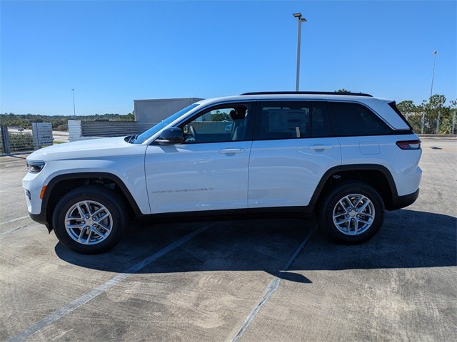 2025 Jeep Grand Cherokee Base
