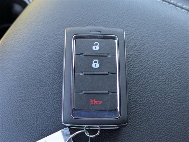 2025 Jeep Grand Cherokee Base