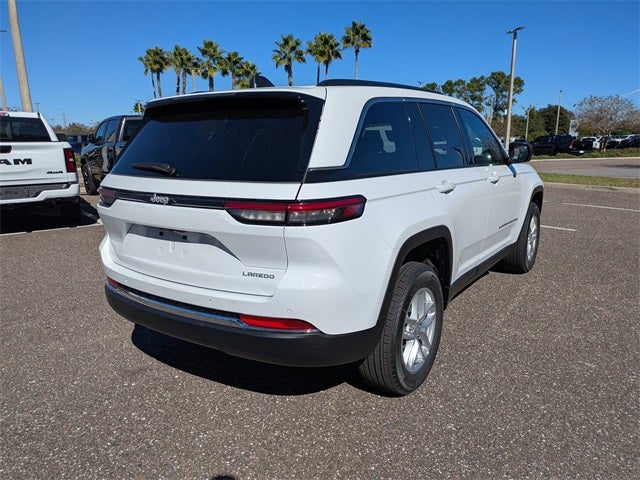 2025 Jeep Grand Cherokee Base