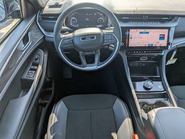 2026 Jeep Grand Cherokee Altitude