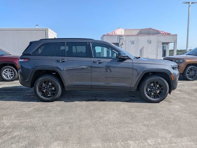 2026 Jeep Grand Cherokee Altitude