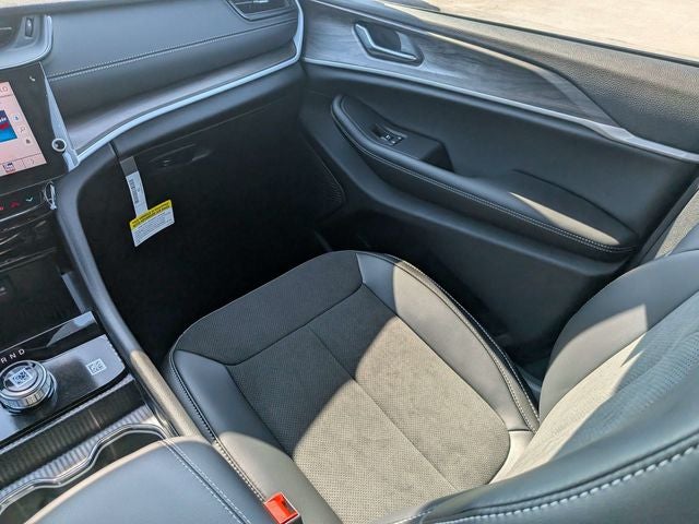 2026 Jeep Grand Cherokee Altitude