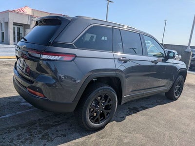 2026 Jeep Grand Cherokee Altitude