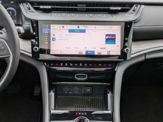 2027 Jeep Grand Cherokee Limited