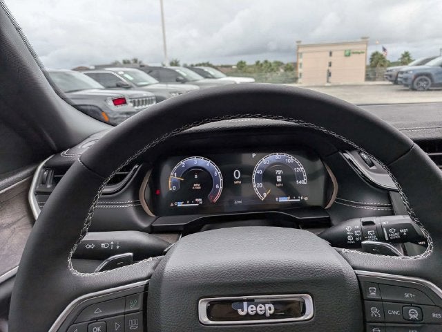 2027 Jeep Grand Cherokee Limited