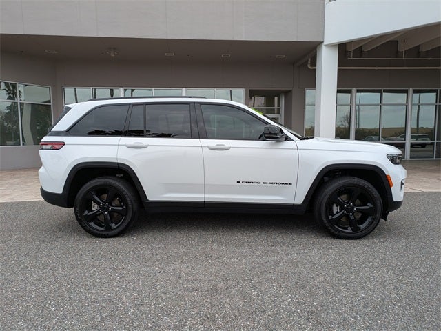 2023 Jeep Grand Cherokee Altitude