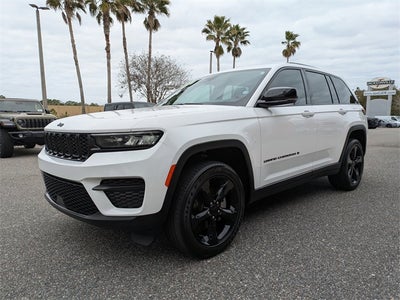 2023 Jeep Grand Cherokee Altitude