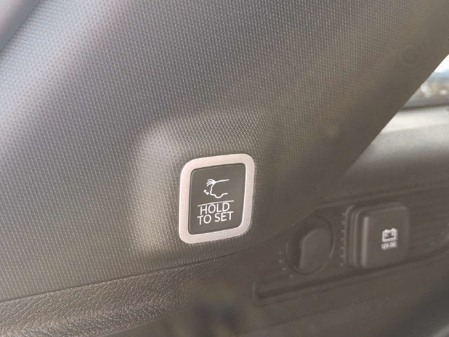 2027 Jeep Grand Cherokee Altitude