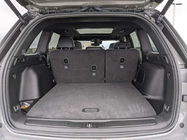 2027 Jeep Grand Cherokee Limited Reserve