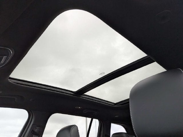 2027 Jeep Grand Cherokee Limited Reserve