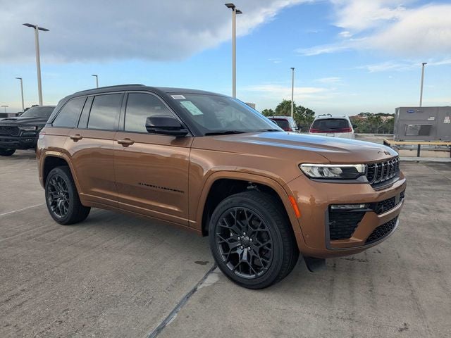 2026 Jeep Grand Cherokee Summit