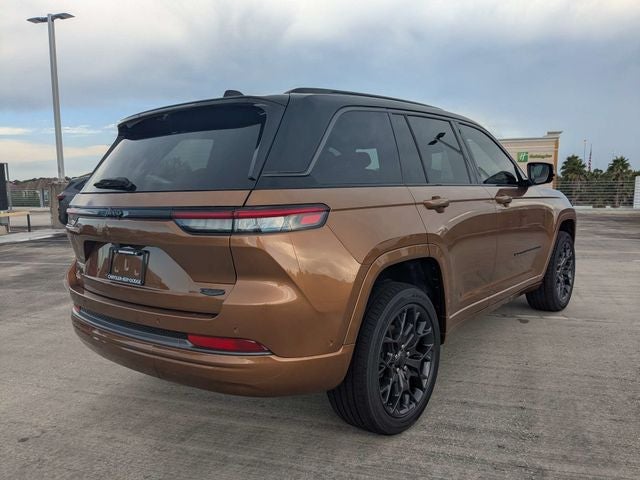 2026 Jeep Grand Cherokee Summit