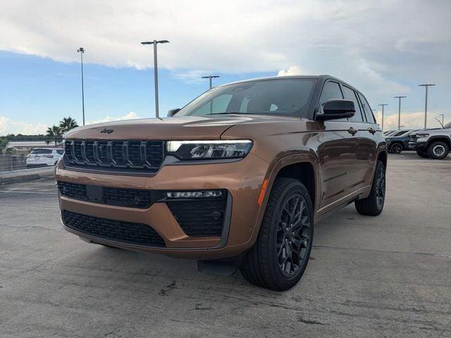 2026 Jeep Grand Cherokee Summit