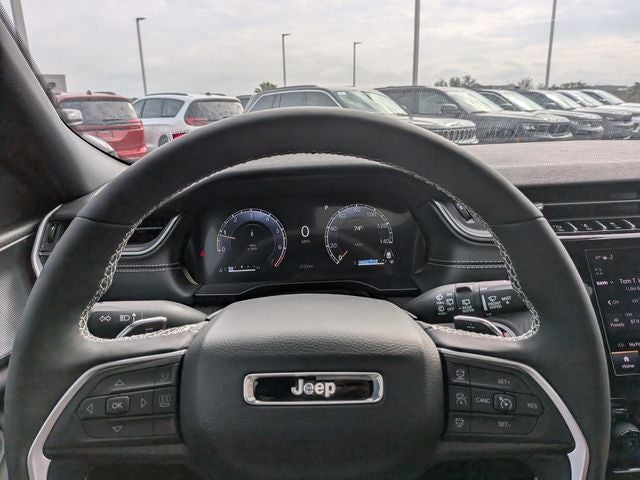 2025 Jeep Grand Cherokee L Laredo