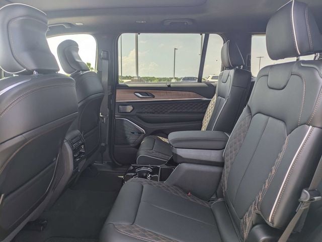 2026 Jeep Grand Cherokee L Summit