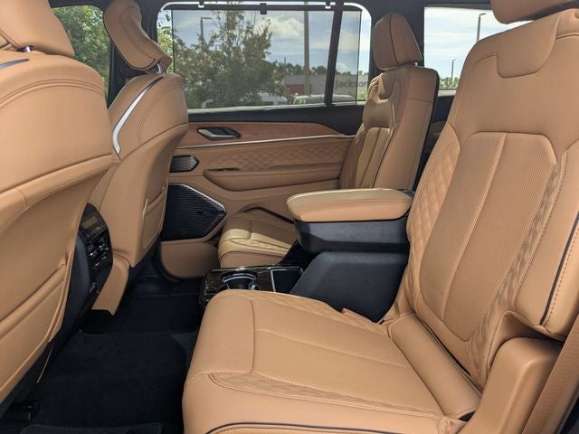 2024 Jeep Grand Cherokee L Summit