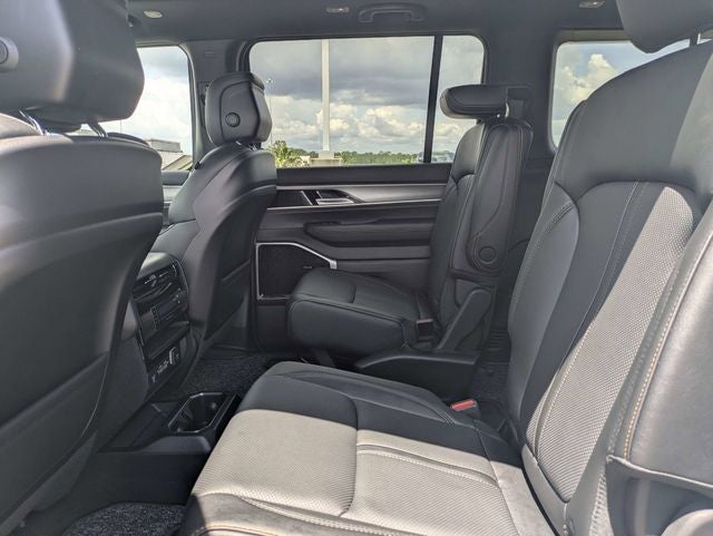 2026 Jeep Grand Wagoneer L Base