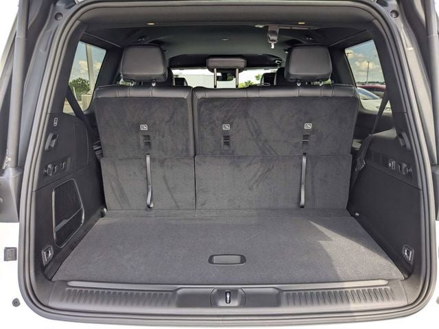 2026 Jeep Grand Wagoneer Base
