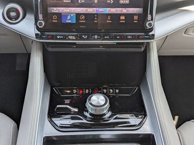 2026 Jeep Grand Wagoneer Base