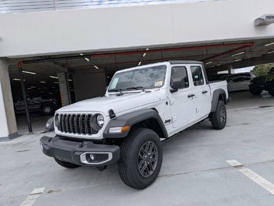 2026 Jeep Gladiator Sport