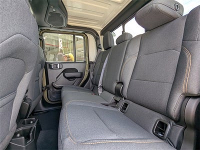 2025 Jeep Gladiator Sport