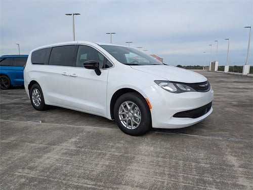 2026 Chrysler Voyager LX