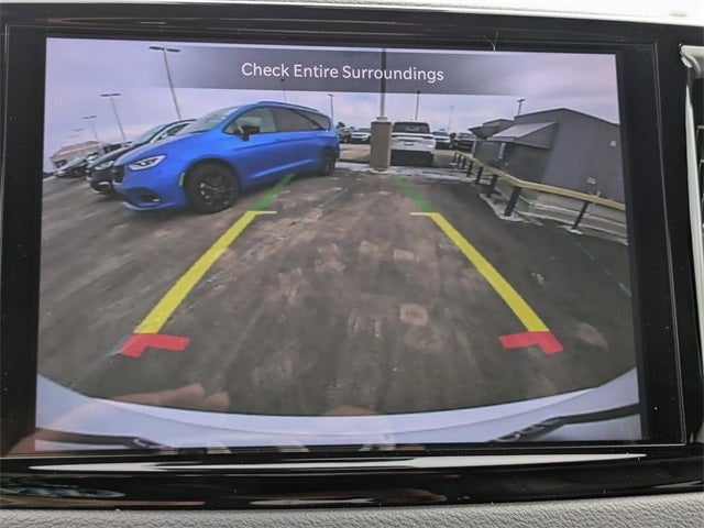 2026 Chrysler Voyager LX