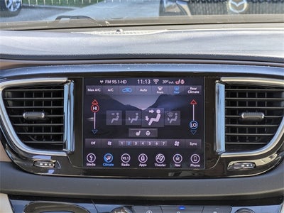 2018 Chrysler Pacifica Touring L Plus