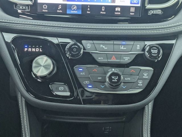 2027 Chrysler Pacifica Limited