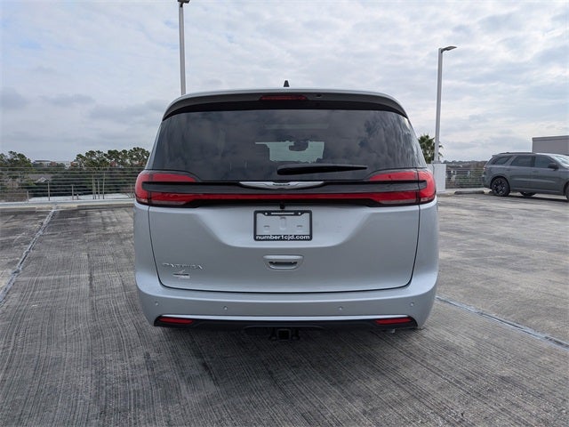 2026 Chrysler Pacifica Pinnacle