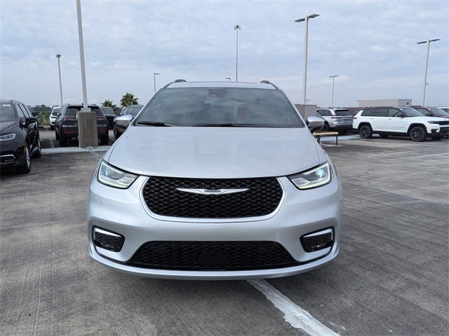 2026 Chrysler Pacifica Pinnacle
