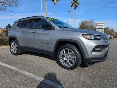 2022 Jeep Compass Latitude Lux