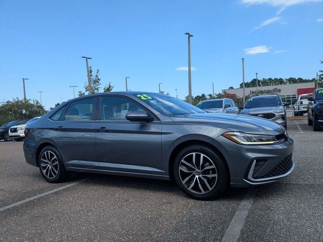2025 Volkswagen Jetta 1.5T SE