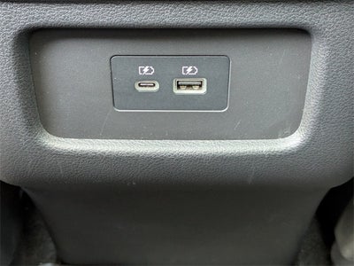 2023 Nissan Pathfinder SV