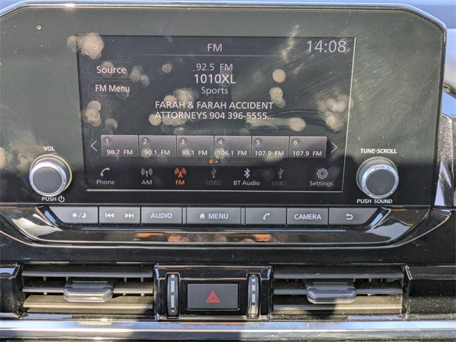 2023 Nissan Pathfinder SV