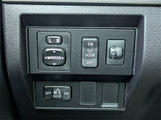 2015 Toyota Tundra Base