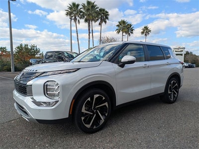 2024 Mitsubishi Outlander SE Black Edition