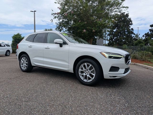 2021 Volvo XC60 T5 Momentum
