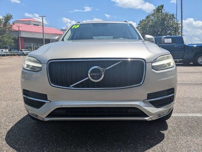 2016 Volvo XC90 T6 Momentum
