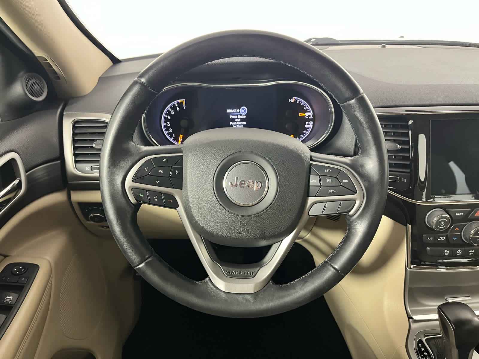 2022 Jeep Grand Cherokee WK Laredo E 4x2