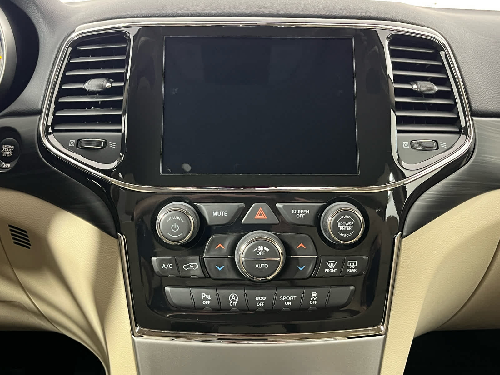 2022 Jeep Grand Cherokee WK Laredo E 4x2