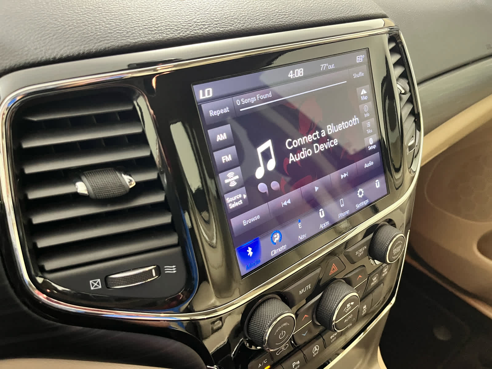 2022 Jeep Grand Cherokee WK Laredo E 4x2