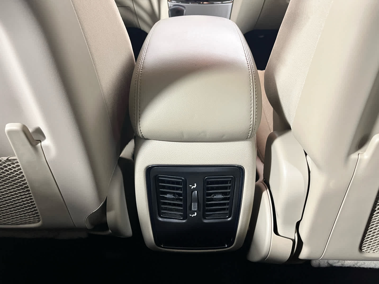 2022 Jeep Grand Cherokee WK Laredo E 4x2