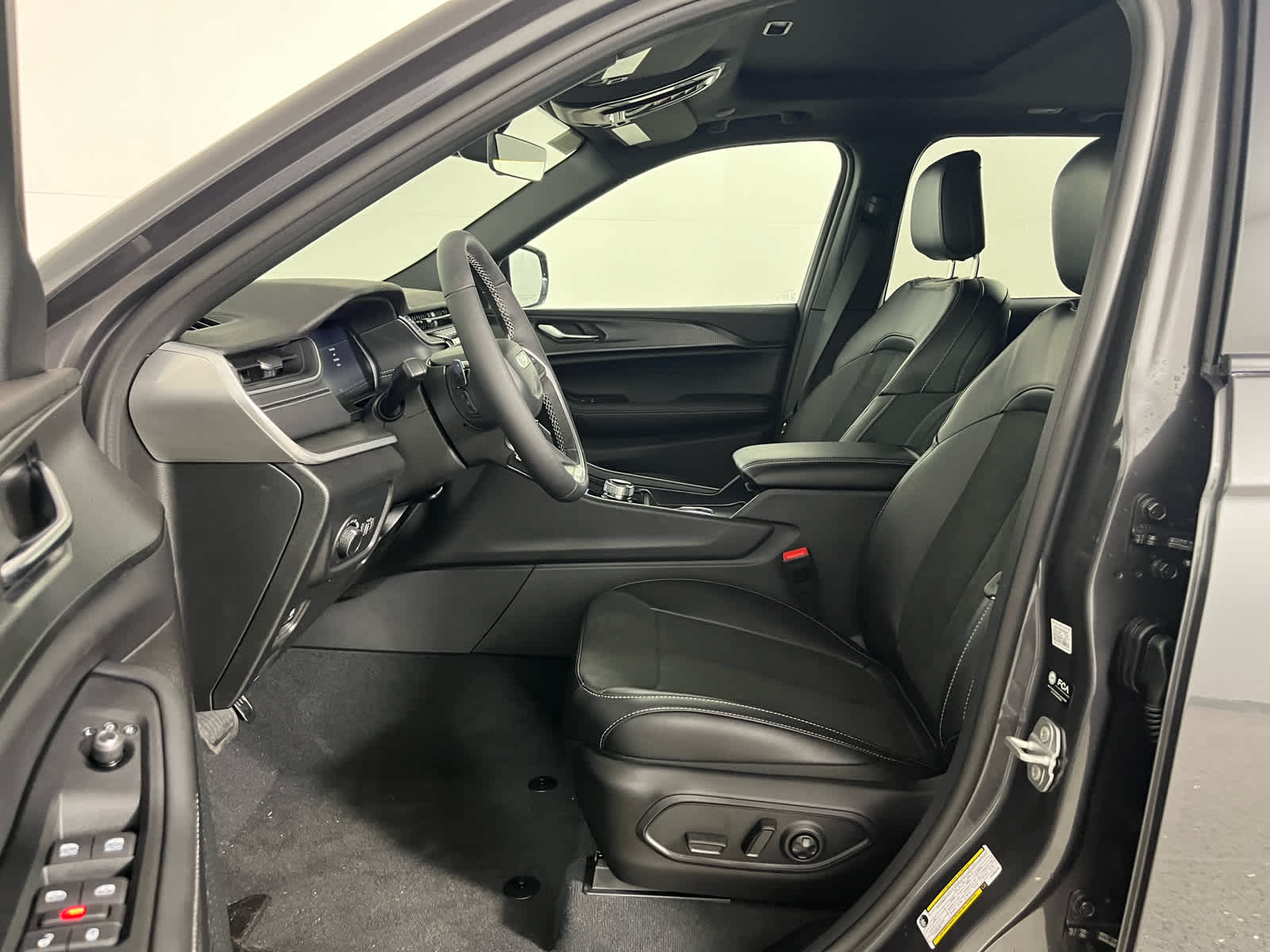 2025 Jeep Grand Cherokee GRAND CHEROKEE ALTITUDE X 4X2