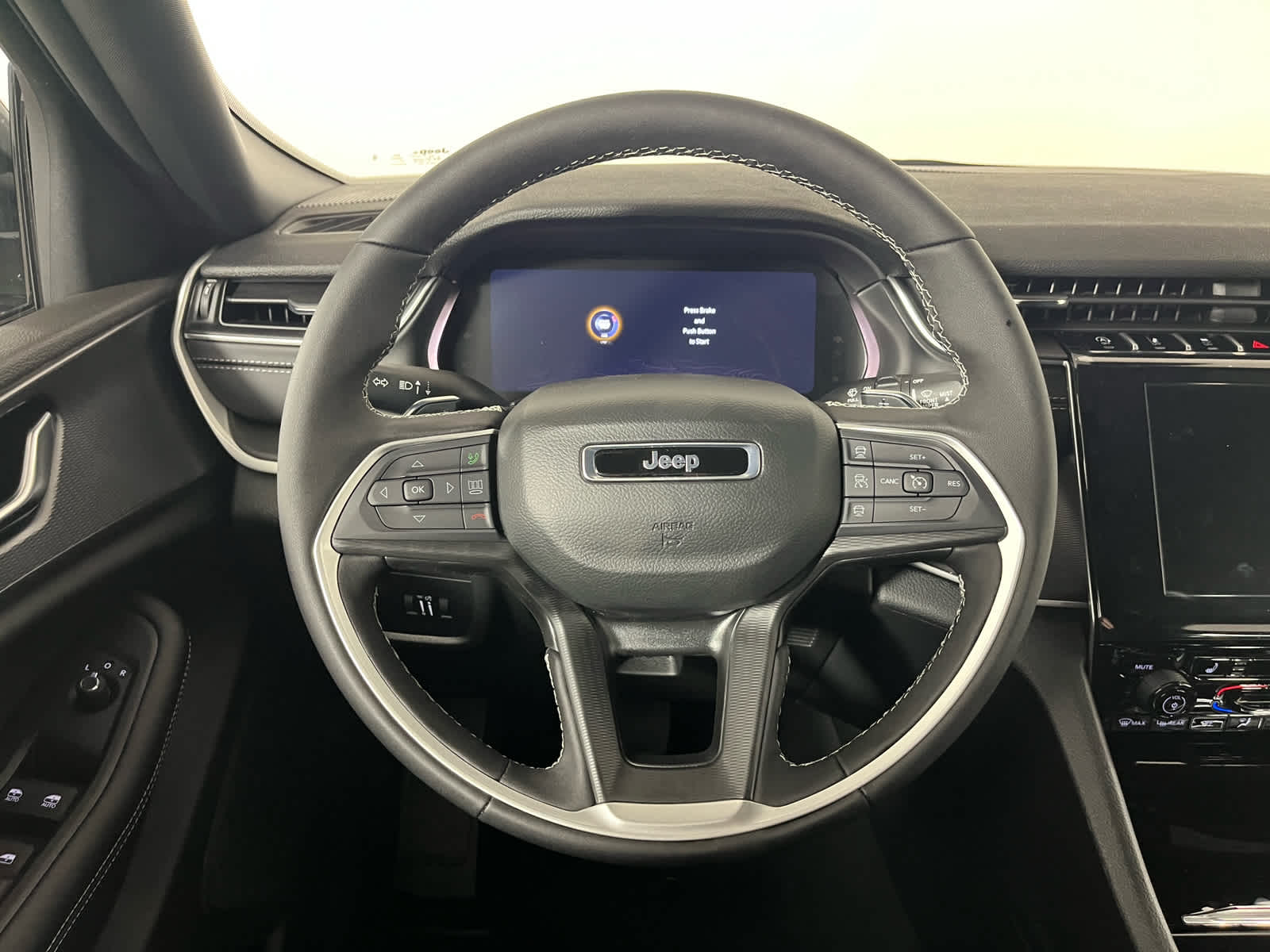 2025 Jeep Grand Cherokee GRAND CHEROKEE ALTITUDE X 4X2