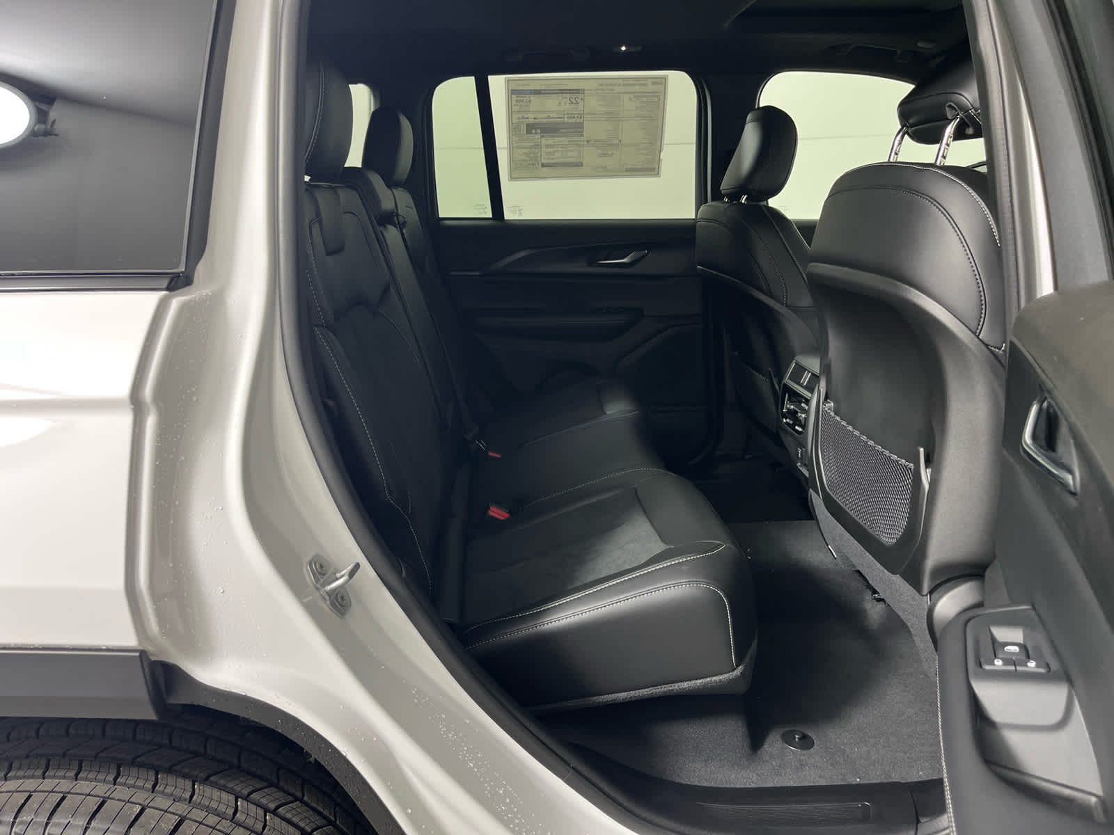 2025 Jeep Grand Cherokee GRAND CHEROKEE ALTITUDE X 4X2